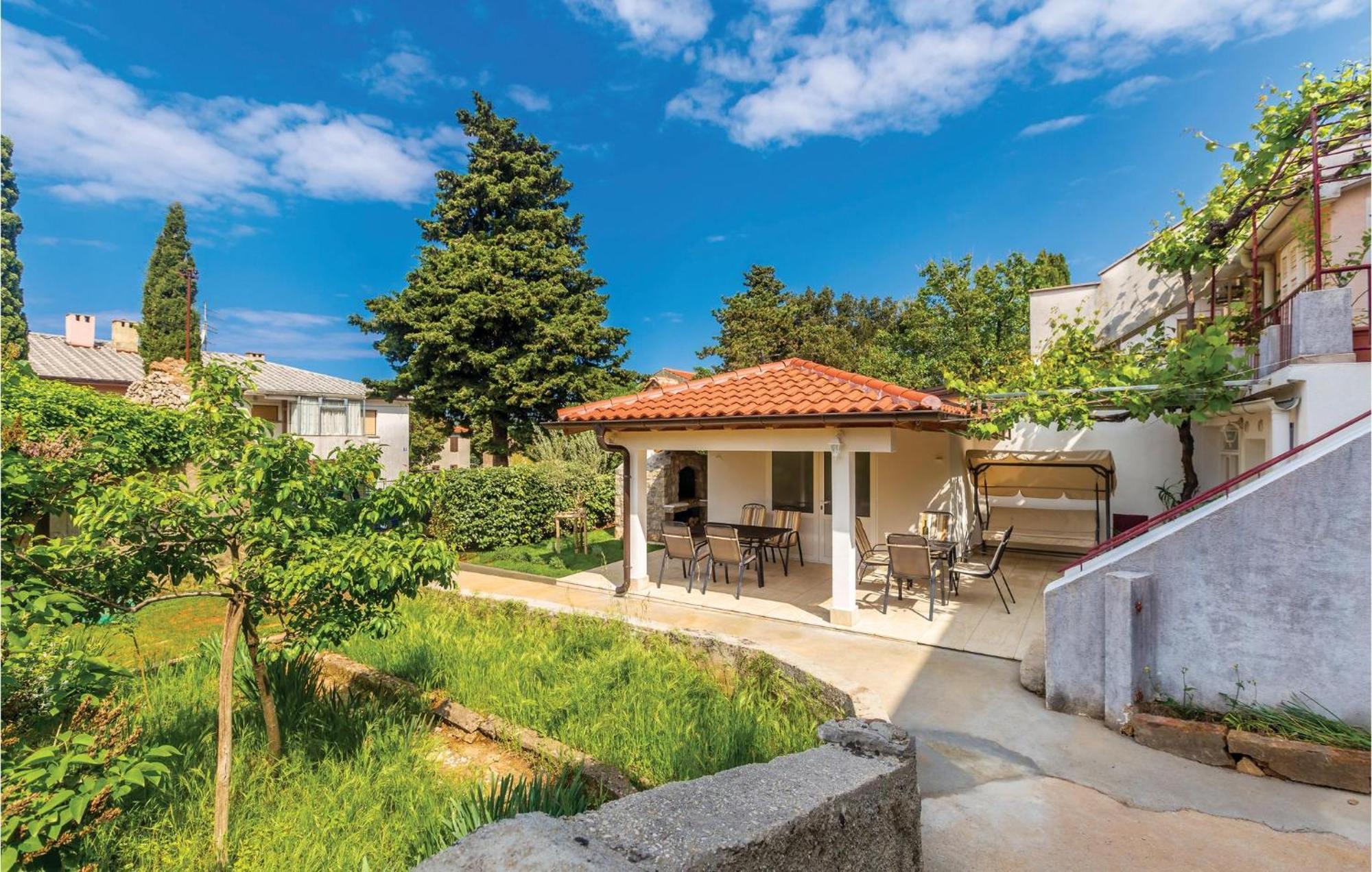 Gorgeous Apartment In Krk With Wifi Punat Exterior foto
